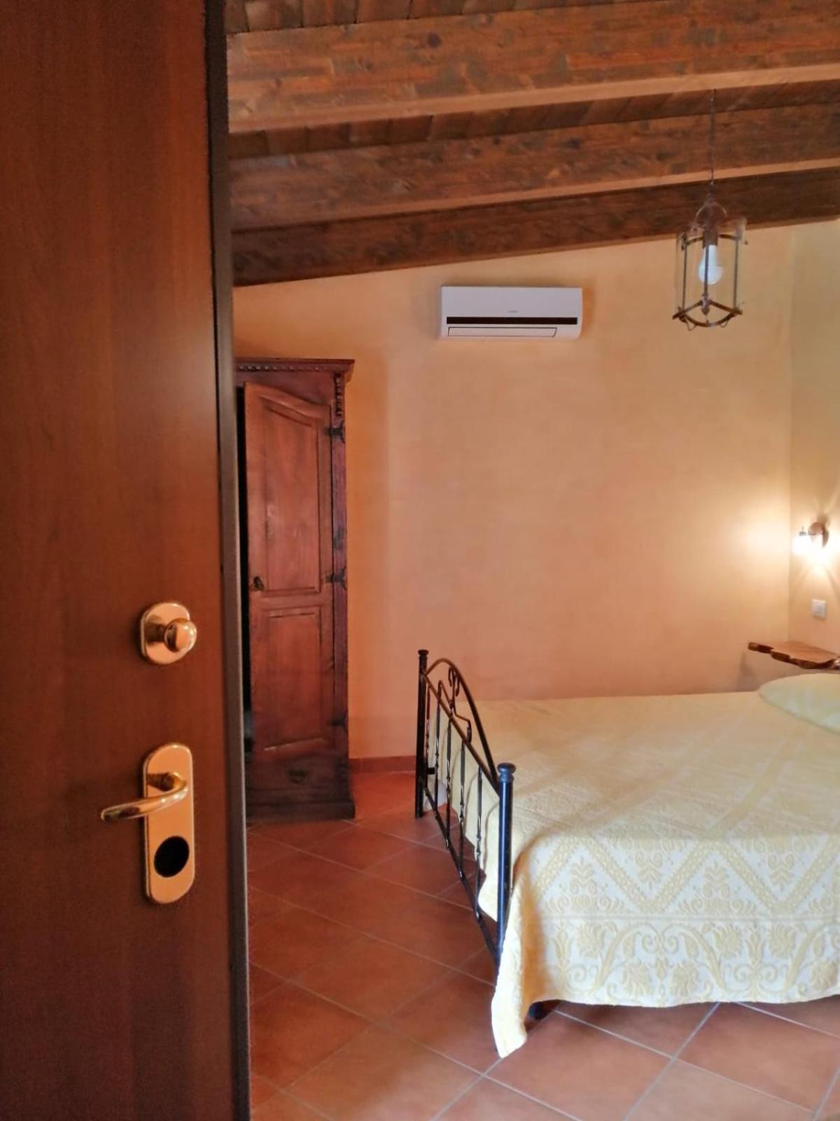 S'Alzolitta Hotel Magomadas Exterior photo