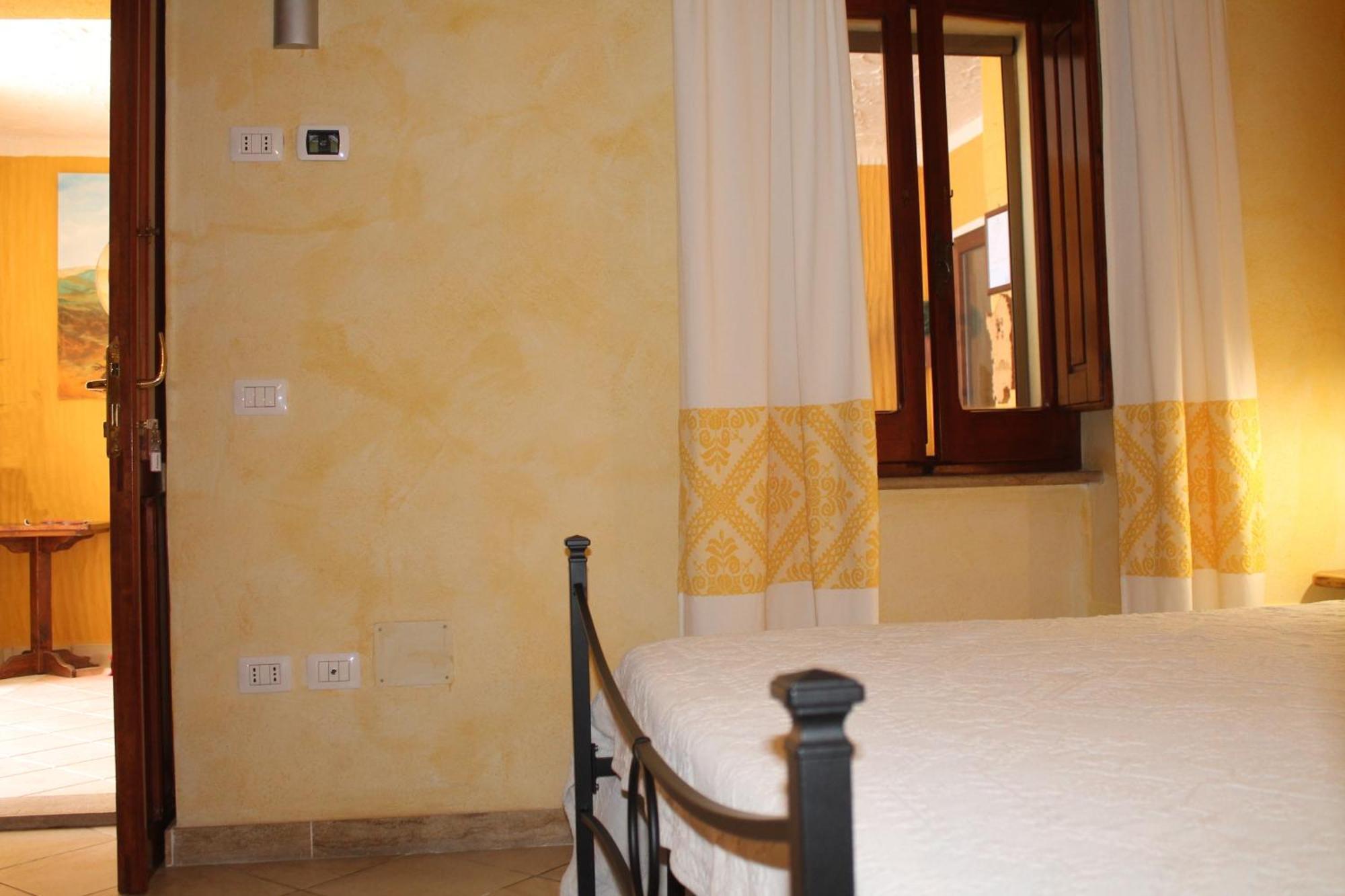 S'Alzolitta Hotel Magomadas Room photo