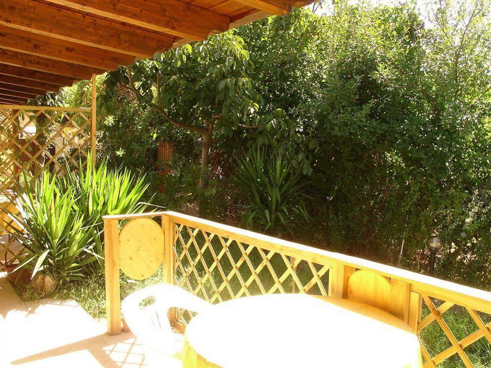 S'Alzolitta Hotel Magomadas Exterior photo